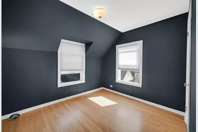 5618 Carol Avenue, Morton Grove, IL 60053 - Photo 15