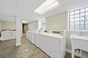 1919A Grove Ave, Berwyn, IL 60402 - Photo 17
