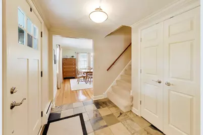 338 S Gibbons Avenue, Arlington Heights, IL 60004 - Photo 3