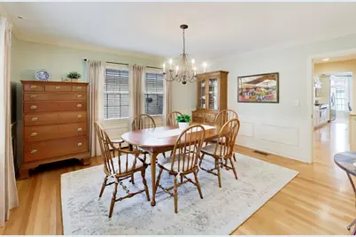 338 S Gibbons Avenue, Arlington Heights, IL 60004 - Photo 7