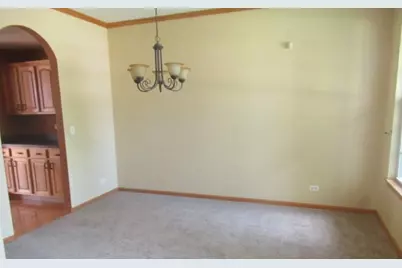 242 Berkshire Lane, Sugar Grove, IL 60554 - Photo 7