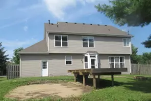 242 Berkshire Ln, Sugar Grove, IL 60554 - Photo 21