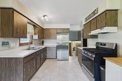 4158 W Prairie Drive, Alsip, IL 60803 - Photo 5