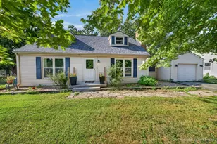 9313 Baldwin Dr, Machesney Park, IL 61115 - Photo 1