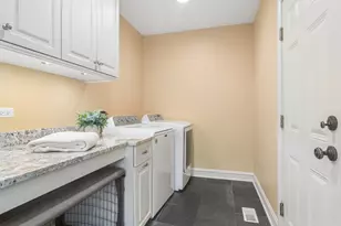 630 S Beverly Ln, Arlington Heights, IL 60005 - Photo 23