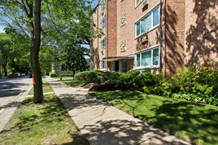 1922 W Norwood St, Chicago, IL 60660 - Photo 1