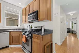 3649 N Wolcott Ave, Chicago, IL 60613 - Photo 13