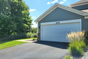 2435 Golf Ridge Cir, Naperville, IL 60563 - Photo 3