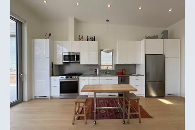 2159 W Evergreen Avenue #4, Chicago, IL 60622 - Photo 11