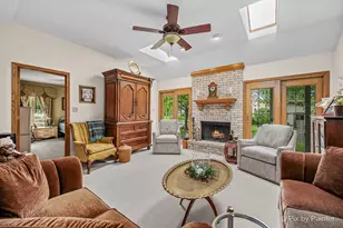 1093 1st St, Batavia, IL 60510 - Photo 5