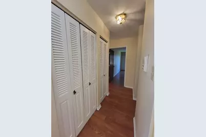 7510 Farmingdale Drive #204, Darien, IL 60561 - Photo 19