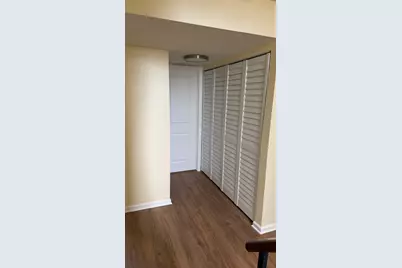 1990 Brookside Drive, Hoffman Estates, IL 60169 - Photo 13