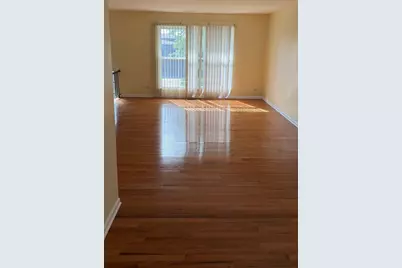 1990 Brookside Drive, Hoffman Estates, IL 60169 - Photo 11