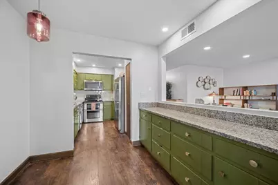 190 S Wood Dale Road #710, Wood Dale, IL 60191 - Photo 5