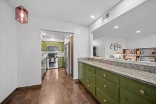 190 S Wood Dale Rd, Wood Dale, IL 60191 - Photo 5