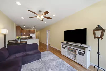 3946 N Ravenswood Avenue #411, Chicago, IL 60613 - Photo 9