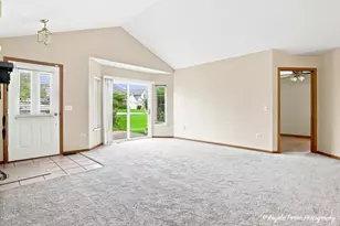 1744 Court St, McHenry, IL 60050 - Photo 3