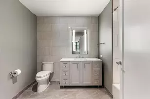 435 N Michigan Ave, Chicago, IL 60611 - Photo 23