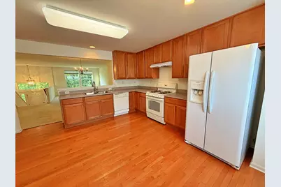 2438 Anna Way, Elgin, IL 60124 - Photo 5