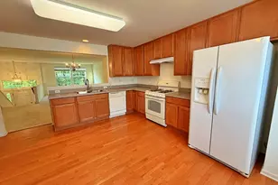 2438 Anna Wy, Elgin, IL 60124 - Photo 5