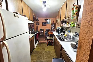 870 E Old Willow Road E, Prospect Heights, IL 60070 - Photo 11