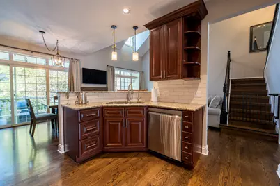 178 Partridge Lane, Bartlett, IL 60103 - Photo 7