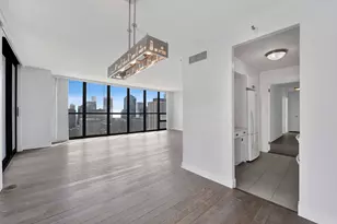 10 E Ontario St, Chicago, IL 60611 - Photo 7