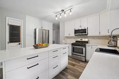 3202 Springbrook Road, Crystal Lake, IL 60012 - Photo 11