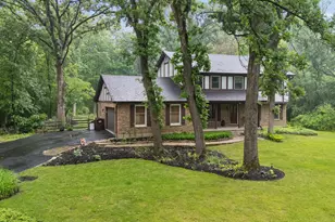 3202 Springbrook Rd, Crystal Lake, IL 60012 - Photo 3