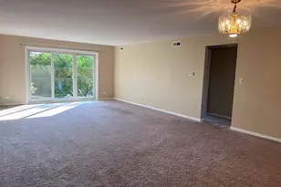 8616 W 95th Pl, Hickory Hills, IL 60457 - Photo 5