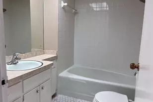 8616 W 95th Pl, Hickory Hills, IL 60457 - Photo 7