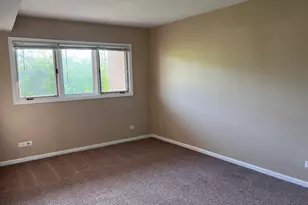 8616 W 95th Pl, Hickory Hills, IL 60457 - Photo 9