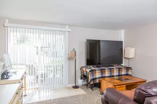 248 Hood Ct, Bartlett, IL 60103 - Photo 13