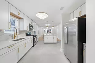 1934 W Race Ave, Chicago, IL 60622 - Photo 3