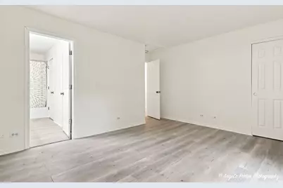 259 W Whispering Oaks Lane #259, Round Lake, IL 60073 - Photo 23