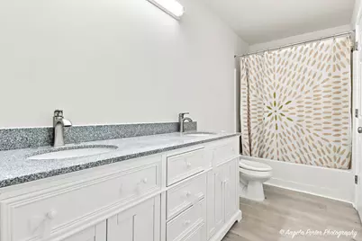 259 W Whispering Oaks Lane #259, Round Lake, IL 60073 - Photo 21