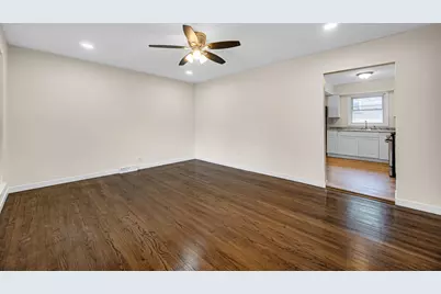 16801 Head Avenue, Hazel Crest, IL 60429 - Photo 13