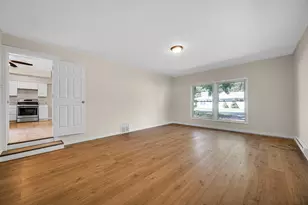 16801 Head Ave, Hazel Crest, IL 60429 - Photo 5