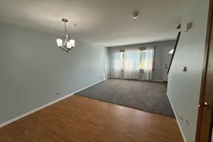 34293 N Birch Ln, Gurnee, IL 60031 - Photo 3