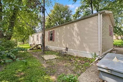 105 W High Street, White Heath, IL 61884 - Photo 33