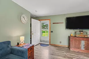 105 W High St, White Heath, IL 61884 - Photo 5