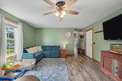 105 W High Street, White Heath, IL 61884 - Photo 9