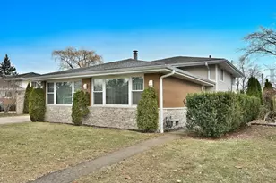 575 Bedford Ln, Des Plaines, IL 60016 - Photo 3