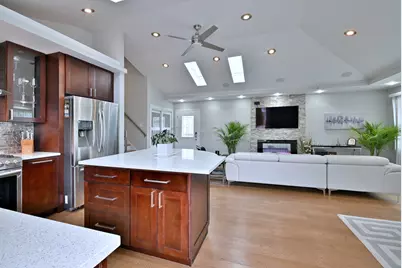 575 Bedford Lane, Des Plaines, IL 60016 - Photo 15