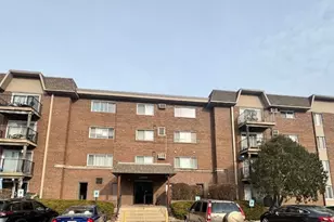 2300 Beau Monde Terrace, Lisle, IL 60532 - Photo 1