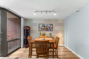 440 N McClurg Ct, Chicago, IL 60611 - Photo 9