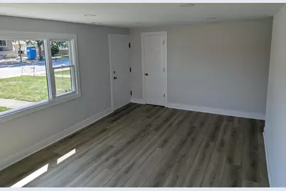10322 S Millard Avenue, Chicago, IL 60655 - Photo 5