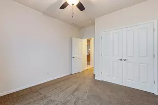 16605 S Fox Run Cir, Plainfield, IL 60586 - Photo 17