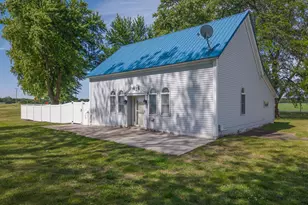 17964 N 1750 E Rd, Pontiac, IL 61764 - Photo 3
