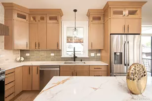 5814 S New England Ave, Chicago, IL 60638 - Photo 13